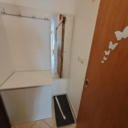 Ivano-free Parking - Self Check In 扎达尔