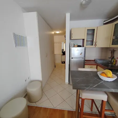 Apartman Ivano-free Parking - Self Check In Zára