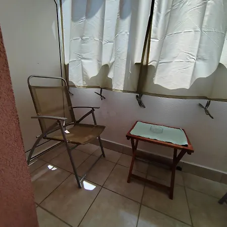 Ivano-free Parking - Self Check In