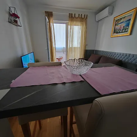 Apartman Ivano-free Parking - Self Check In Zára